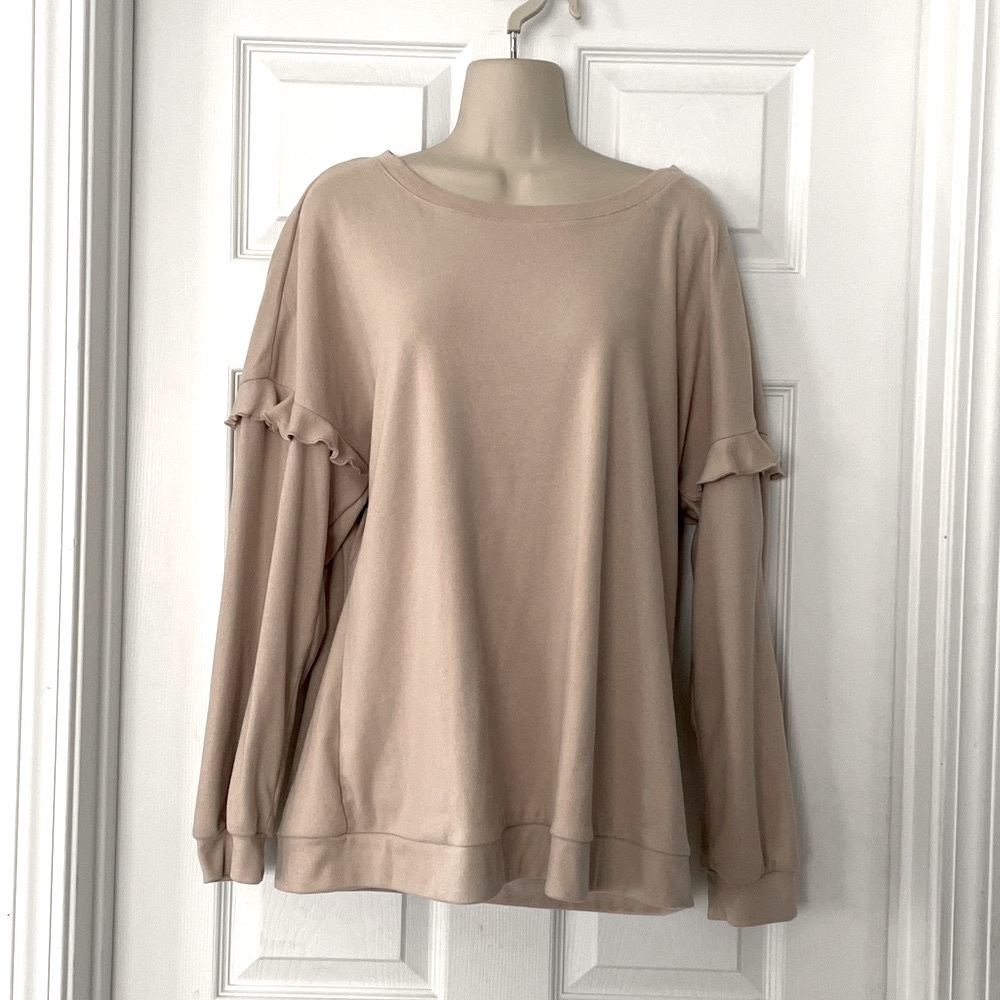 Ruffle Sleeve Fleece Top